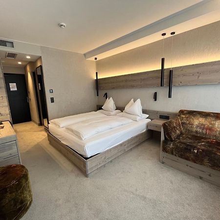 Bonfanti Design Hotel Chienes Extérieur photo