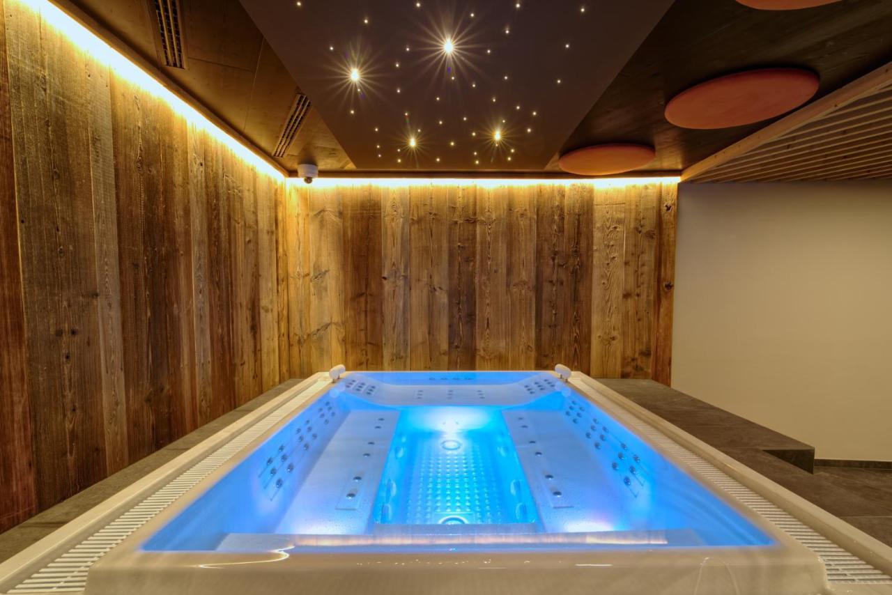 Bonfanti Design Hotel Chienes Extérieur photo
